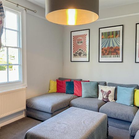 Arden Villa, Sleeps 8, Moments From The Golden Sandy Beach Of Ryde Ryde  Buitenkant foto