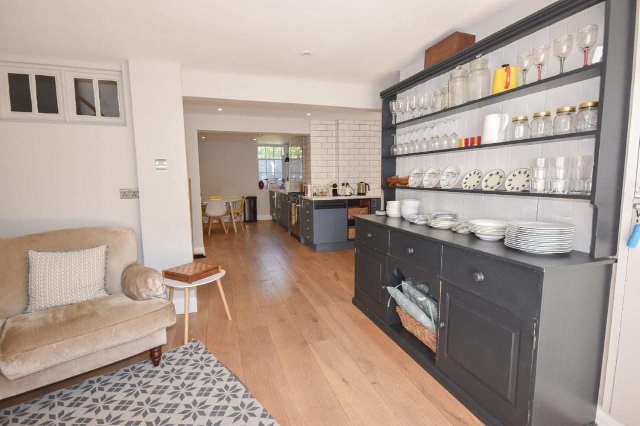 Arden Villa, Sleeps 8, Moments From The Golden Sandy Beach Of Ryde Ryde  Buitenkant foto