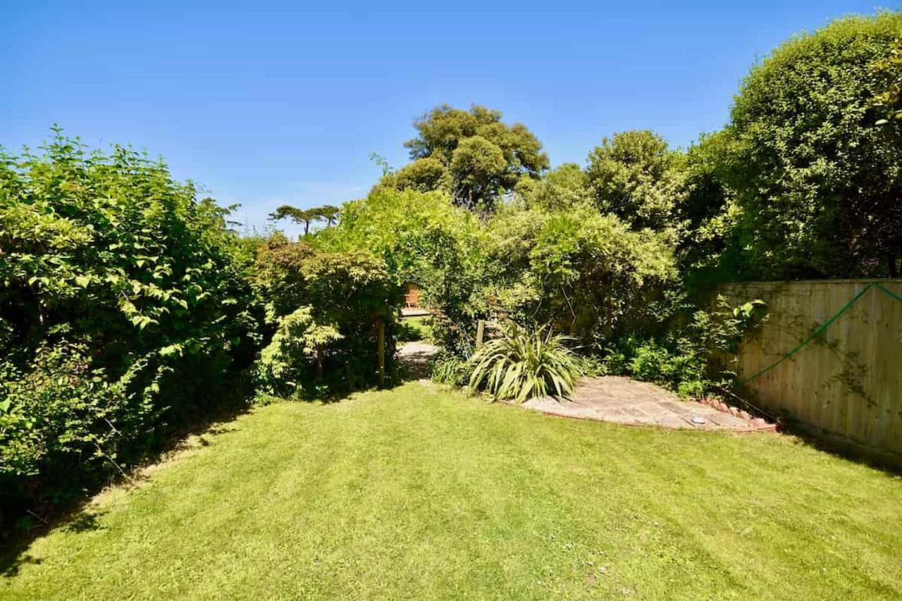 Arden Villa, Sleeps 8, Moments From The Golden Sandy Beach Of Ryde Ryde  Buitenkant foto